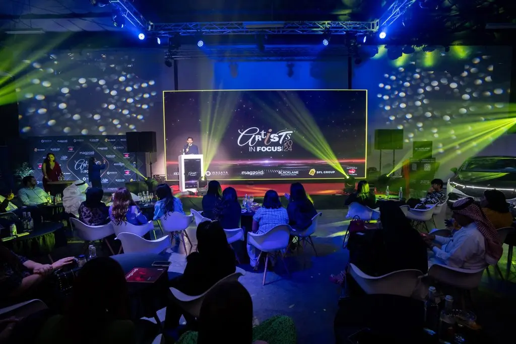 Professional MC in Dubai hosting an exclusive corporate Iftar event